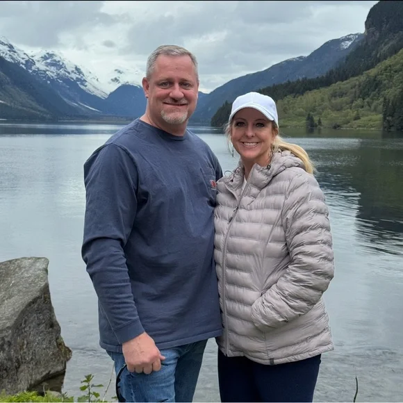 Meet your Posher - Picture 3 of 3